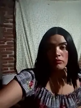 yovana13 online show from February 20, 6:09 am