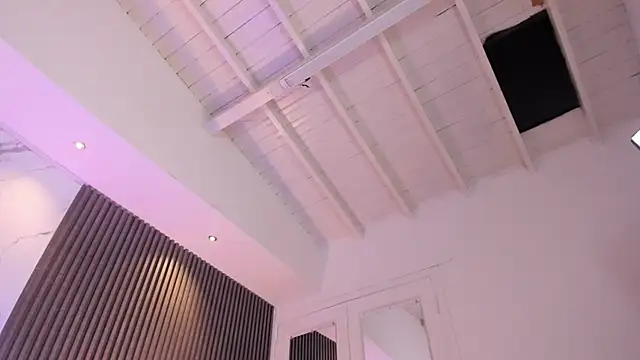 AbigailWilliams  online show from July 8, 11:14 am