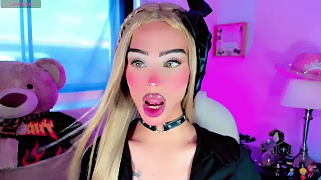 dollswit01 online show from January 20, 5:16 pm