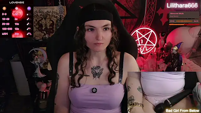 BrandiWRLD 999 online show from July 14, 5:08 pm