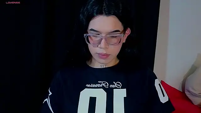Samantha Rusell online show from July 19, 10:57 pm