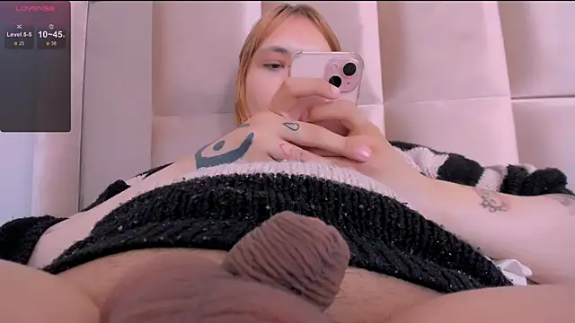 fem to online show from August 3, 9:37 am