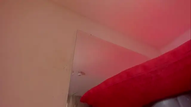 Eyleen Santos online show from June 28, 1:04 pm