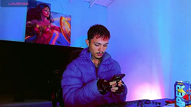 HannibalLester online show from January 15, 4:33 am