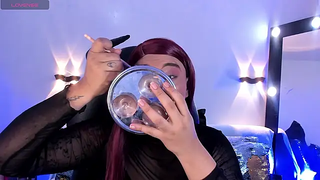 Emili Roux online show from April 15, 10:09 am