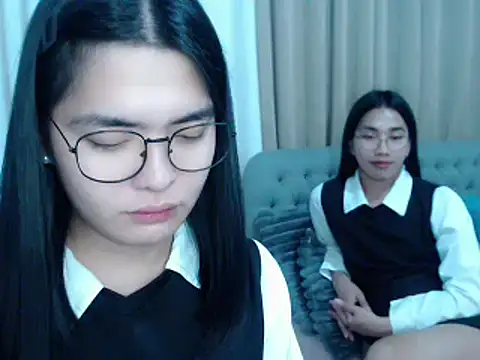 zhaviahale21 online show from October 24, 1:38 pm