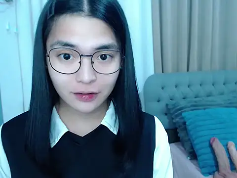 zhaviahale21 online show from October 28, 2:48 pm