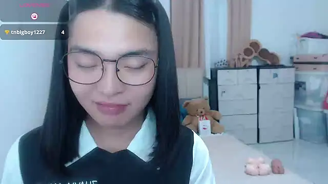 zhaviahale21 online show from July 28, 2:24 pm