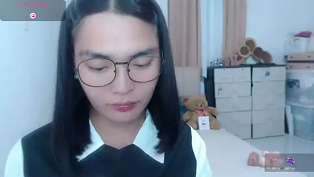 zhaviahale21 online show from July 29, 2:37 pm