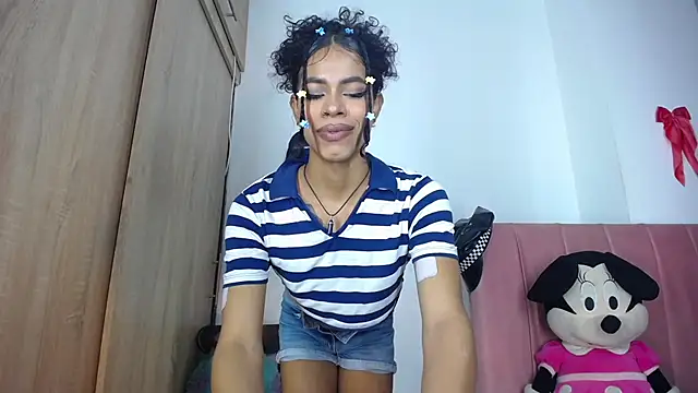 bloom444 online show from January 21, 7:38 am