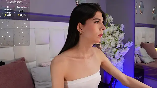 CuteAri online show from November 7, 9:04 pm