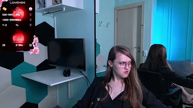 YukoFanee online show from November 25, 8:11 pm