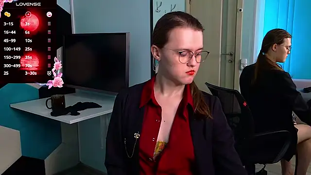 YukoFanee online show from December 3, 8:13 pm