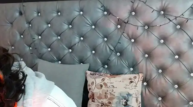 ToshiaKimich online show from March 18, 1:36 pm