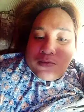 UrAmazingCassy online show from October 2, 3:07 am