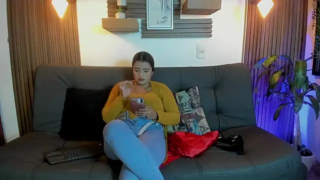 karla 999 online show from October 4, 2:01 am