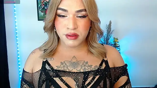 alexiaaross online show from June 18, 6:14 am