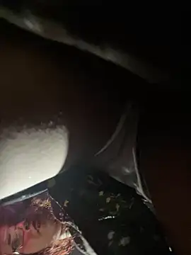 zahrivk1 online show from December 10, 3:47 am