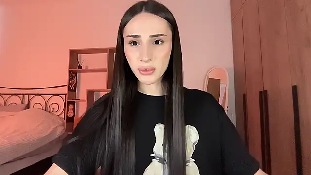 Kim Oberlin  online show from April 10, 4:13 pm