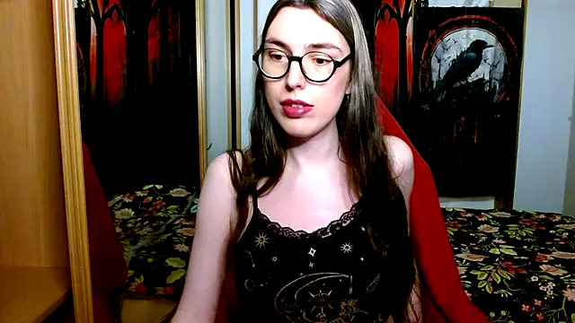 bluerose00 online show from October 3, 8:20 pm