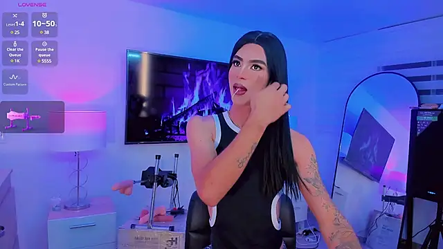 Ashley Reminton online show from December 5, 4:37 am