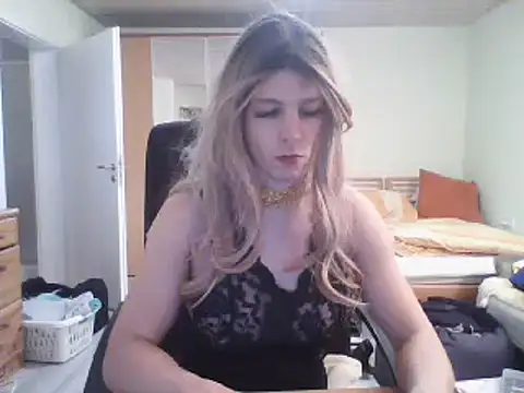 Kinky-Kristina online show from February 7, 7:59 pm