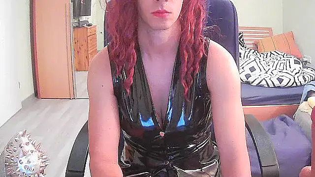 Kinky-Kristina online show from October 5, 9:03 pm