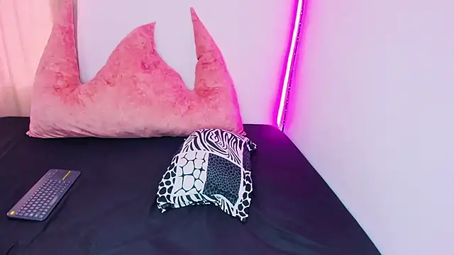 Candace Queen online show from April 2, 4:38 pm