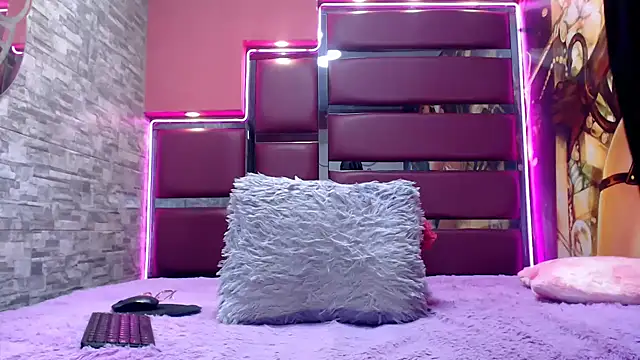 perfectlump online show from September 29, 4:06 pm