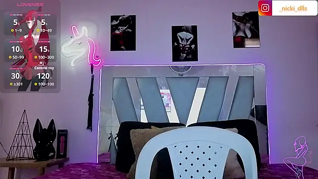 supradoll online show from October 8, 6:53 pm