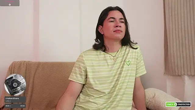 cute erelis  online show from July 26, 4:52 am