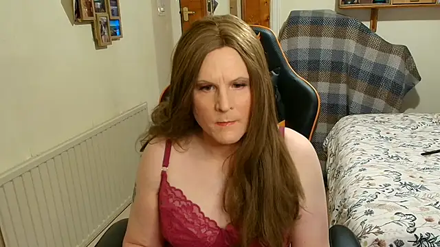 Snapshot of NaughtyCatherineClimax74 chatting on December 29, 8:26 pm NaughtyCatherineClimax74 online show from December 29, 8:26 pm