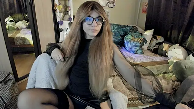 alexiamaleax online show from April 20, 1:18 am