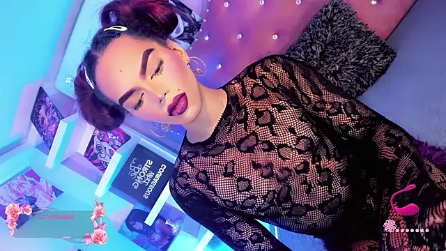 Diva Smith02 online show from June 6, 11:17 am
