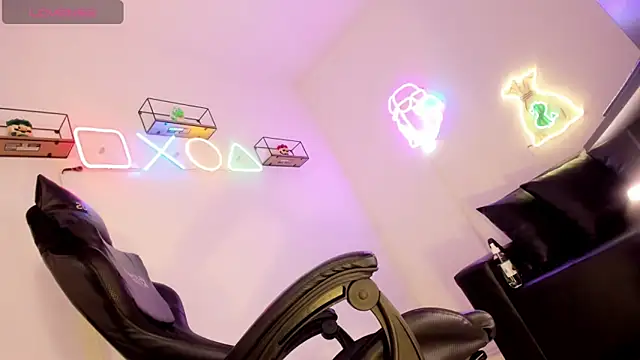 EVIL BIANCA online show from January 18, 9:32 pm