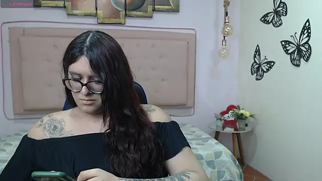 kathepickmanx online show from January 18, 3:25 am