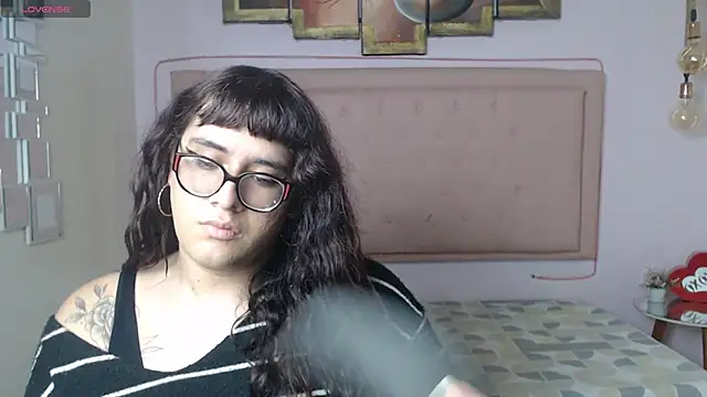 kathepickmanx online show from March 5, 3:33 am