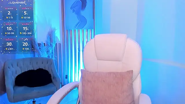 MattThompsonn online show from June 7, 9:34 pm