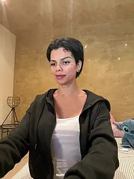 Rosariolovex online show from February 8, 10:07 am