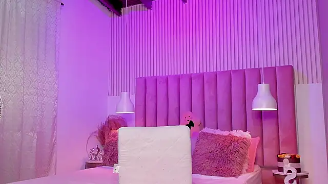 ScarlettDreamss7 online show from July 6, 1:29 pm