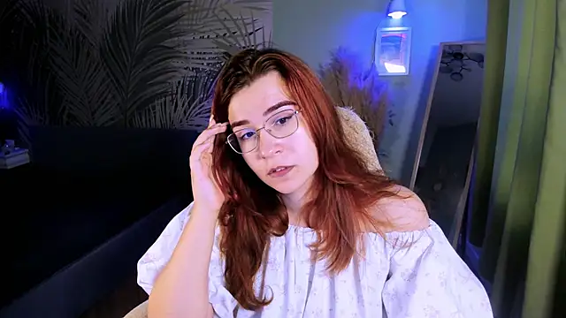 Snapshot of Anncouette_ chatting on September 27, 6:33 am Anncouette online show from September 27, 6:33 am