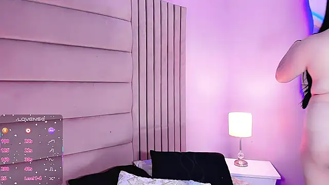 Dalis Hills online show from March 27, 5:10 am