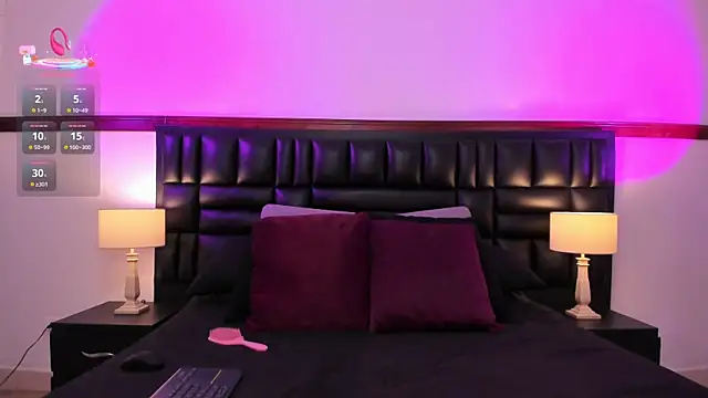 Manu bauer online show from September 10, 1:43 pm