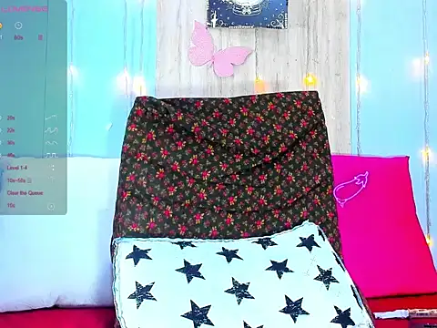 corynatayler online show from December 4, 10:35 pm