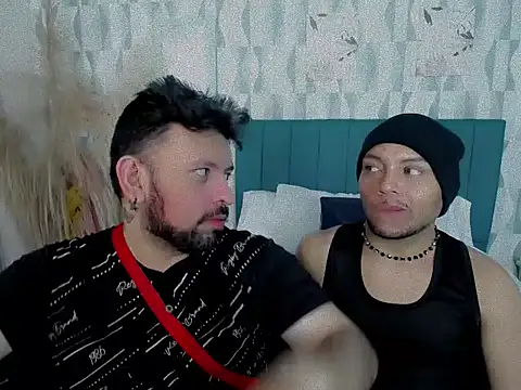 tonyglams online show from October 26, 7:26 am