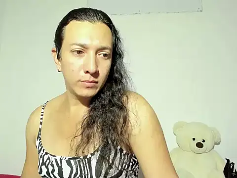 pamelyhot online show from July 14, 12:01 am
