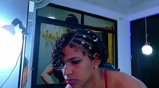 Isis Ponce online show from February 18, 10:38 am