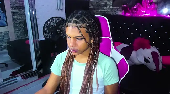 Isis Ponce online show from March 4, 11:40 am