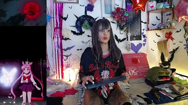 purplekattlyn online show from June 17, 2:34 am