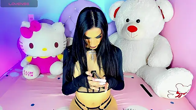 Julie Lovelyx1 online show from July 4, 8:30 am